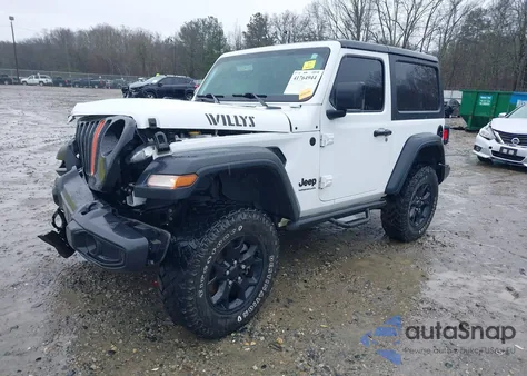 2020 Jeep Wrangler Willys Sport 4X4 z USA, uszkodzony, nr VIN 1C4GJXAG2LW215543